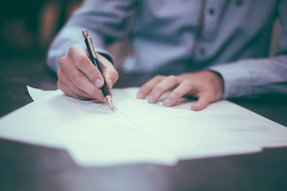 Contrat d'alternance et droits des alternants